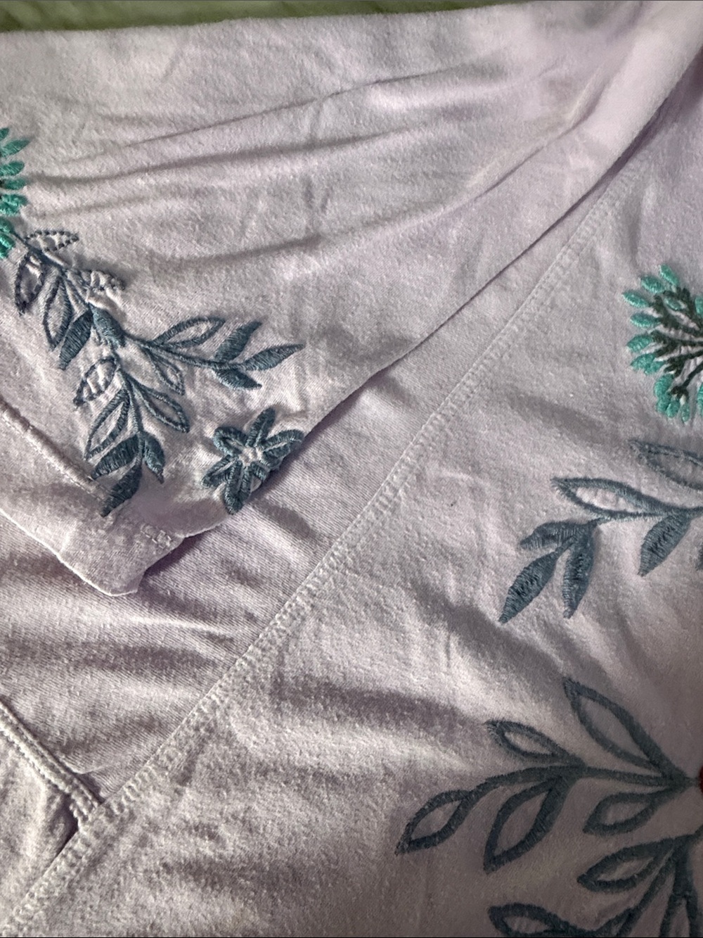 Johnny Was Lavender Embroidered Floral V-Neck Top 2X - Picture 14 of 16